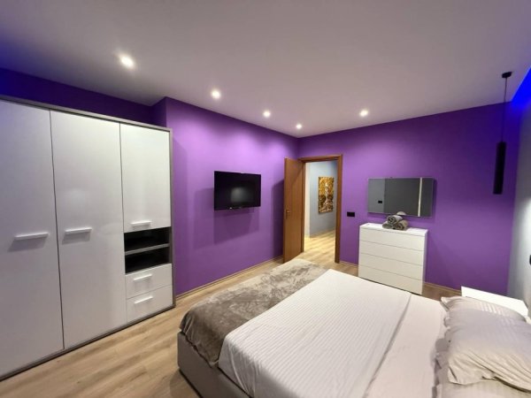 Tirane, jepet me qera apartament 2+1 Kati 7, 110 m² 650 € (Astir)