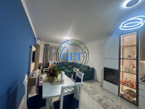 Durres, shitet apartament 3+1 Kati 6, 120 m² 136.000 € (Shkozet)