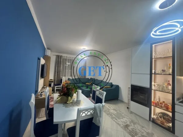 Durres, shitet apartament 3+1 Kati 6, 120 m² 136.000 € (Shkozet)