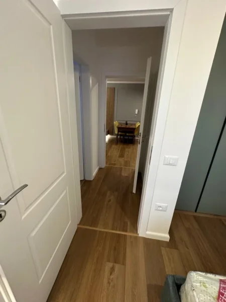 Tirane, jepet me qera apartament 2+1 Kati 7, 78 m² 600 € 