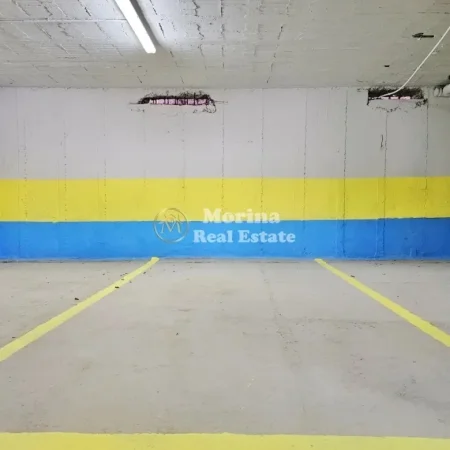 Tirane, shitet ambjent biznesi Kati -1, 13 m² (Ali Demi)