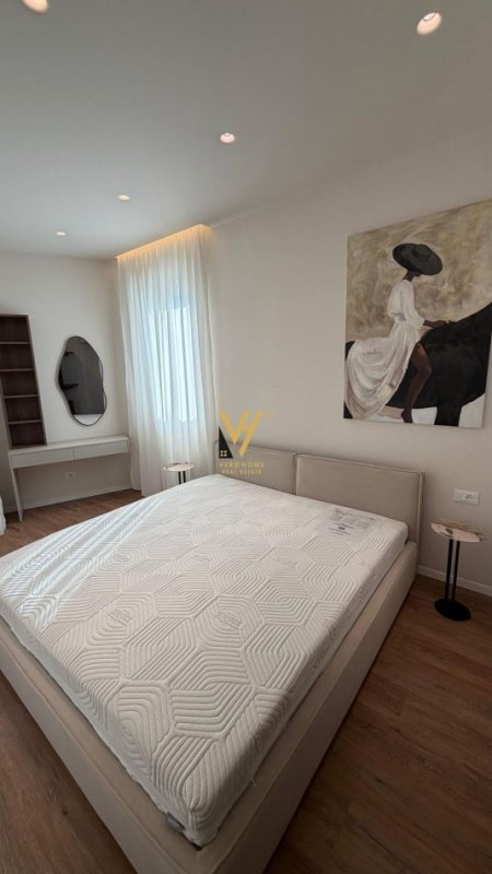 Tirane, jepet me qera apartament 2+1+Ballkon Kati 3, 120 m² 1.900 € (GREEN VALLEY 3, LIQENI I THATE)