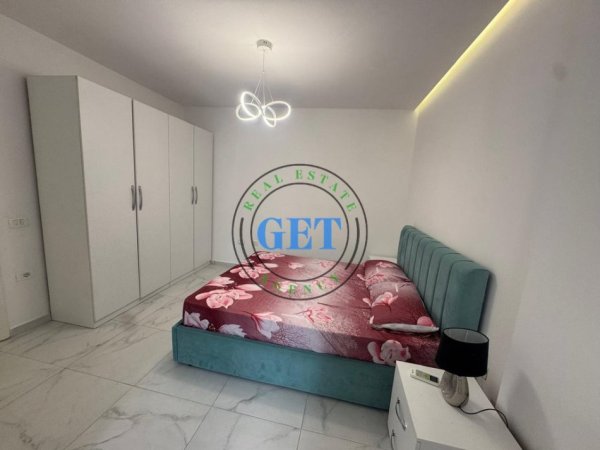 Durres, jepet me qera apartament 2+1 , 75 m² 600 € (Plazh)