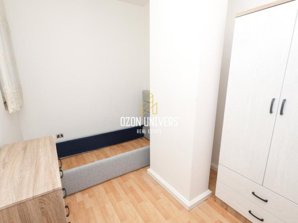 Tirane, jepet me qera apartament 2+1+Ballkon Kati 3, 95 m² 1.200 € (Kopshti Botanik)