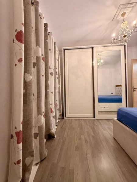 Tirane, jepet me qera apartament 2+1 Kati 4, 100 m² 600 € (RRUGA E DIBRES)