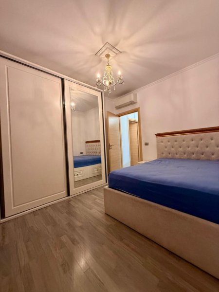 Tirane, jepet me qera apartament 2+1 Kati 4, 100 m² 600 € (RRUGA E DIBRES)