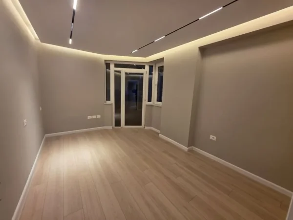 Tirane, shitet apartament 2+1 Kati 8, 95 m² 320.000 € (ISH EKSPOZITA)
