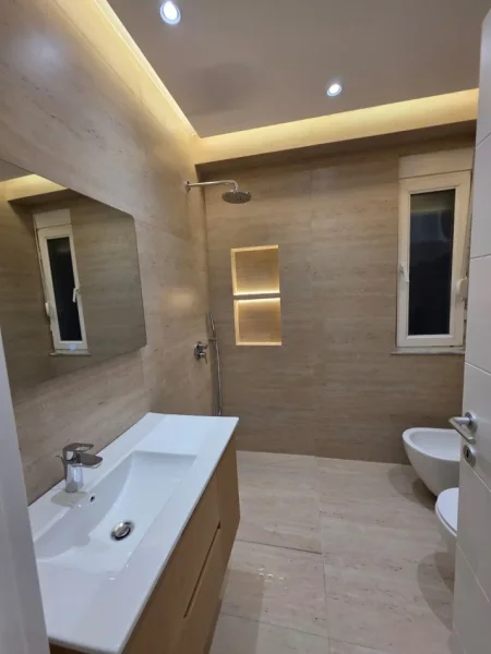 Tirane, shitet apartament 2+1 Kati 8, 95 m² 320.000 € (ISH EKSPOZITA)