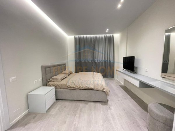 Tirane, jepet me qera apartament 2+1 Kati 1, 96 m² 800 € (Rruga Fuat Toptani , Prane Ekonomikut)