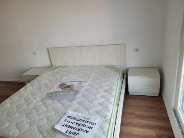 Tirane, jepet me qera apartament 2+1+Ballkon Kati 6, 97 m² 450 € (ne qender Kamez.)
