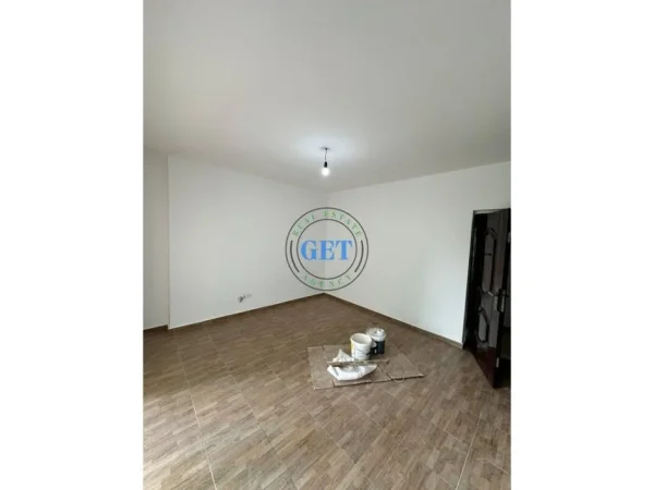 Durres, shitet apartament 2+1 Kati 5, 116 m² 135.000 € (Ish Rajoni I Policise)