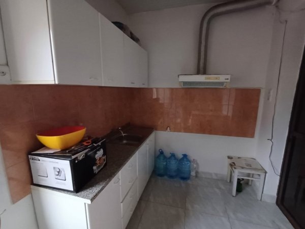 Tirane, shitet apartament 2+1 Kati 2, 65 m² 85.000 € (XHAMLLIKU)