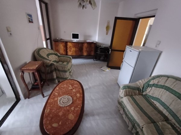 Tirane, shitet apartament 2+1 Kati 2, 65 m² 85.000 € (XHAMLLIKU)