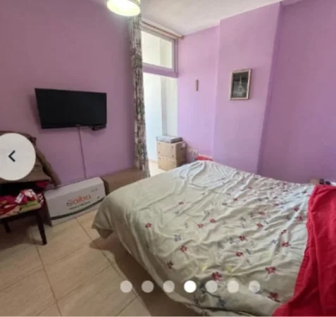 Tirane, jepet me qera apartament 1+1+Ballkon Kati 3, 70 m² 600 € (QENDER)