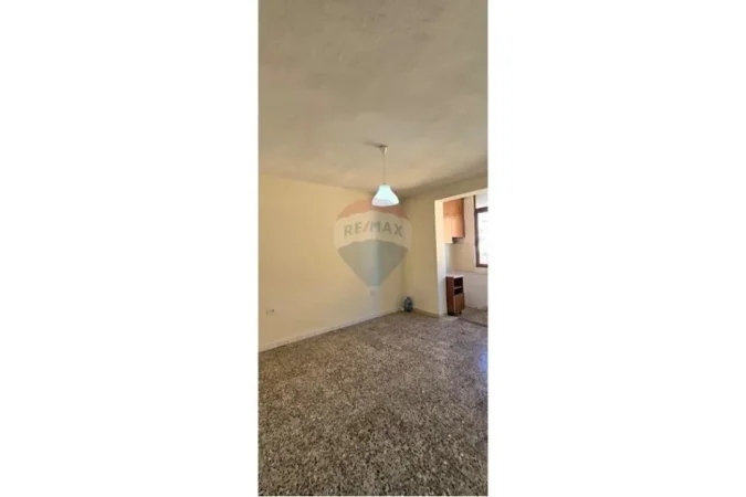 Tirane, shitet apartament 1+1 Kati 4, 58 m² 125.000 € (Inxhinieria e Ndërtimit, Tiranë(ID: 530261046-465)