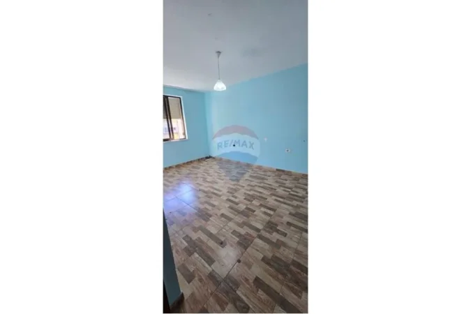 Tirane, shitet apartament 1+1 Kati 4, 58 m² 125.000 € (Inxhinieria e Ndërtimit, Tiranë(ID: 530261046-465)