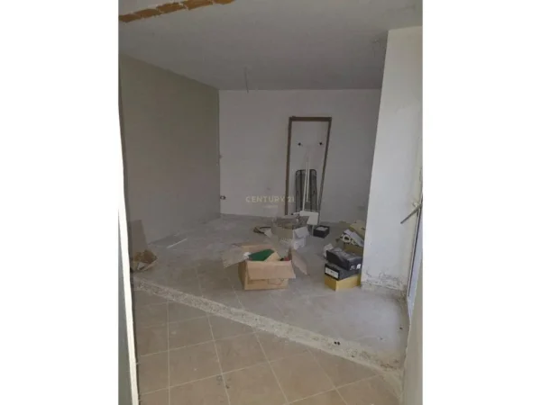 Tirane, shitet apartament 1+1 Kati 5, 69 m² 96.700 € (Fresk)