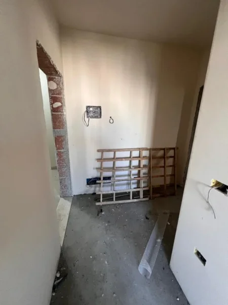 Tirane, shitet apartament 1+1 Kati 8, 60 m² 99.000 € (FUSHA AVIACIONIT,PRANE SHKOLLES DHORO LEKA)