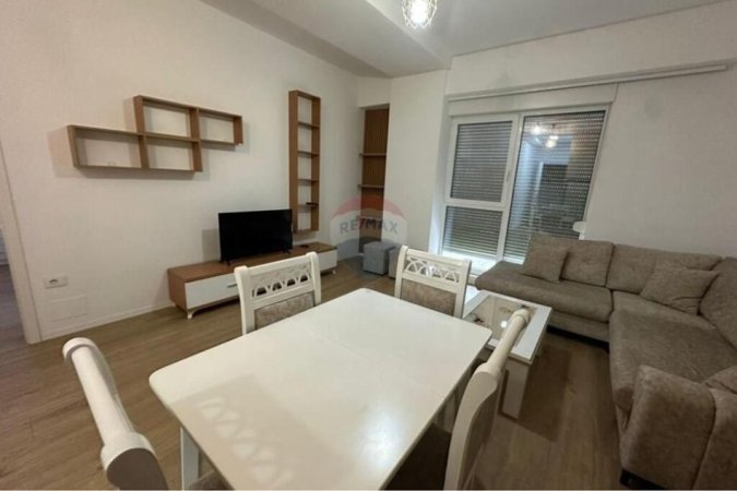 Tirane, jepet me qera apartament 1+1 Kati 2, 75 m² 550 € (Siri kodra, Tirane)