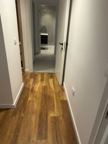 Tirane, jepet me qera Vile 2 Katshe , 200 m² 3.400 € 