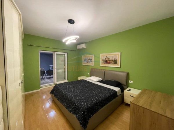 Tirane, jepet me qera apartament 2+1 Kati 1, 118 m² 1.000 € (Komuna e Parisit)