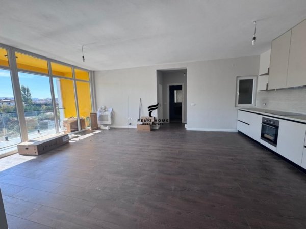 Tirane, jepet me qera apartament 2+1 Kati 2, 125 m² 700 € (BULEVARDI I RI)