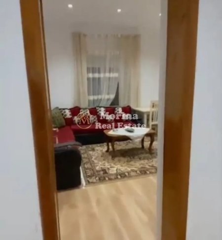 Tirane, jepet me qera apartament 1+1 Kati 1, 70 m² 250 € (Linze)