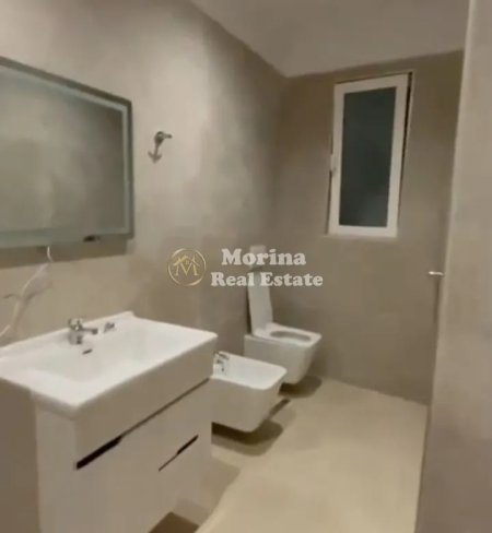 Tirane, jepet me qera apartament 1+1 Kati 1, 70 m² 250 € (Linze)