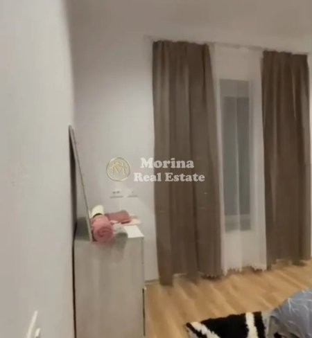 Tirane, jepet me qera apartament 1+1 Kati 1, 70 m² 250 € (Linze)