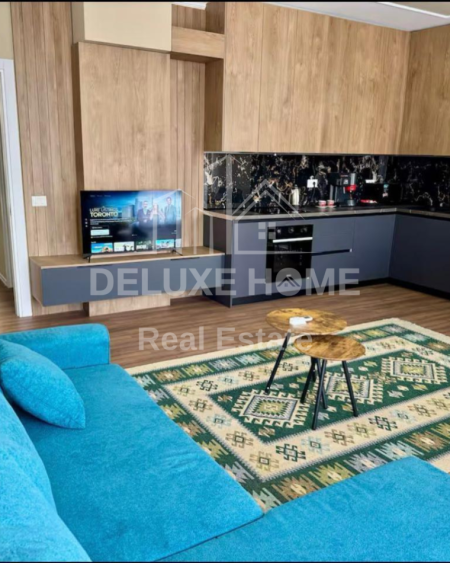 Tirane, jepet me qera apartament 2+1+Ballkon Kati 1, 104 m² 900 € (Rruga Riza Cerova)