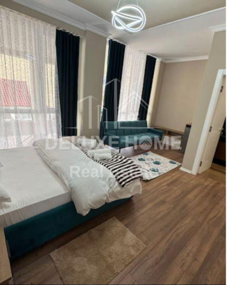 Tirane, jepet me qera apartament 2+1+Ballkon Kati 1, 104 m² 900 € (Rruga Riza Cerova)