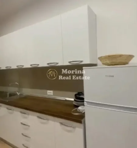 Tirane, jepet me qera apartament 1+1 Kati 1, 70 m² 250 € (Linze)