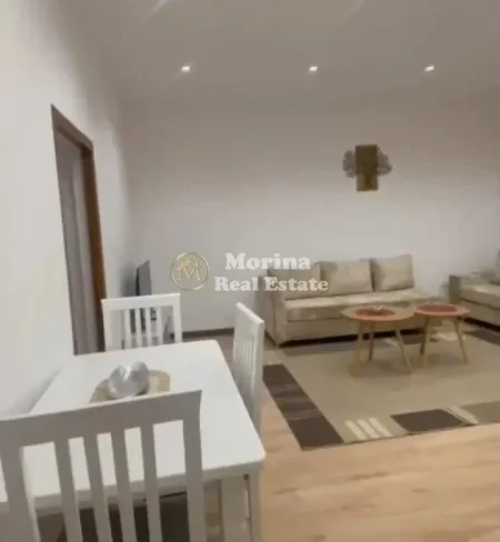 Tirane, jepet me qera apartament 1+1 Kati 1, 70 m² 250 € (Linze)