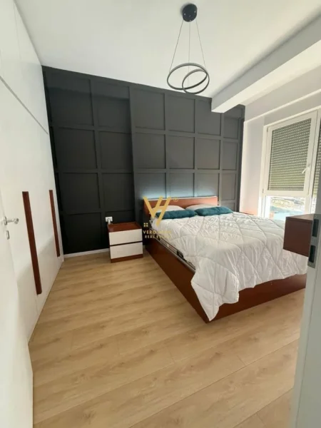 Tirane, shitet Vile 2 Katshe Kati 0, 196 m² 399.000 € (FARKE)