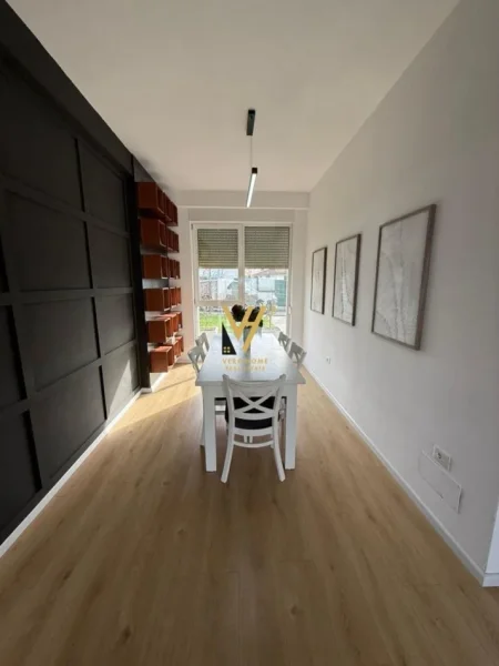 Tirane, shitet Vile 2 Katshe Kati 0, 196 m² 399.000 € (FARKE)