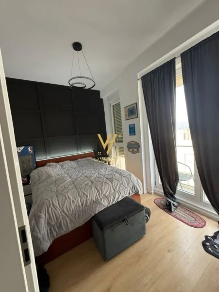 Tirane, shitet Vile 2 Katshe Kati 0, 196 m² 399.000 € (FARKE)