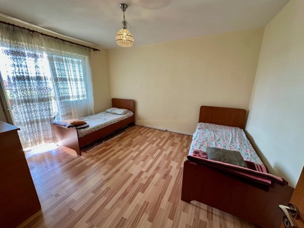 Tirane, jepet me qera apartament 2+1+Aneks+Ballkon Kati 4, 77 m² 500 € (Aleksander Moisiu)