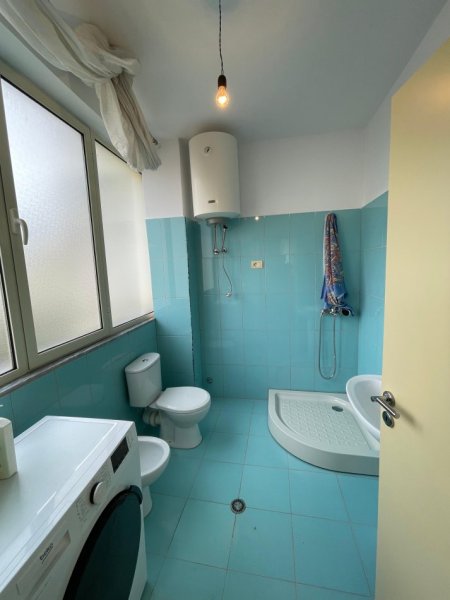 Tirane, shitet apartament 1+1 Kati 2, 64 m² 95.000 € (Fresku)