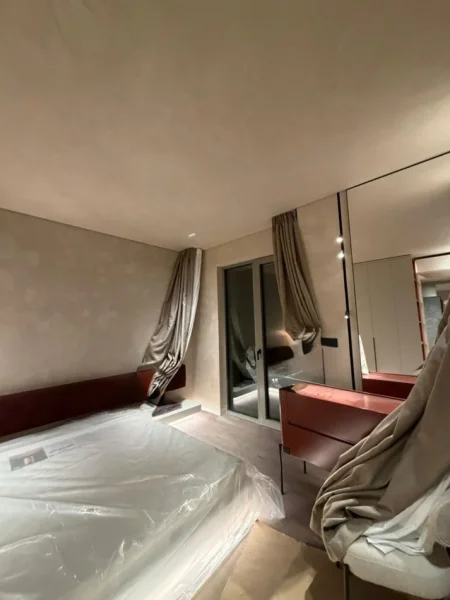 Tirane, jepet me qera 1+1 , 150 m² 2.000 € 