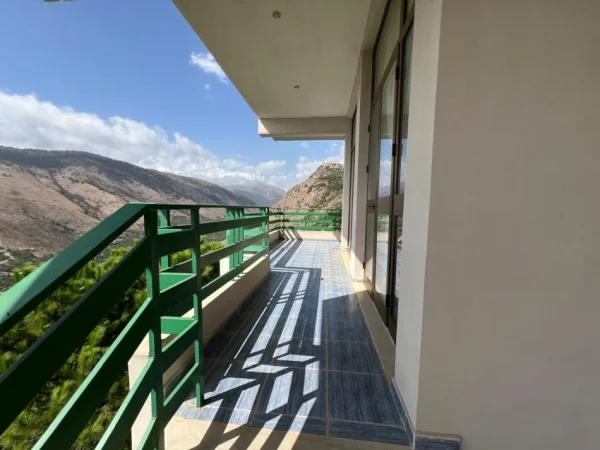 Himare, shitet Vile 3 Katshe Kati 5, 750 m² 1.470.000 € (qeparo)