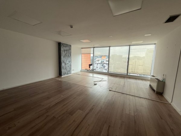 Tirane, jepet me qera zyre Kati 12, 48 m² 1.450 € (ETC)