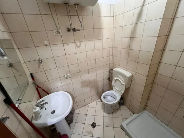 Tirane, shitet apartament 1+1 Kati 3, 87 m² 200.100 € (shkolla e baletit)