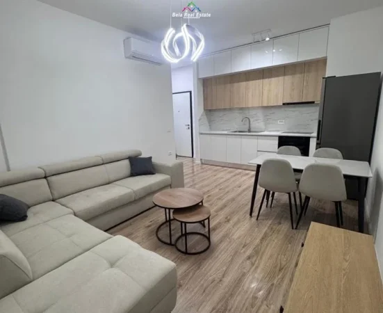 Tirane, jepet me qera apartament 1+1 Kati 4, 65 m² 550 € (Rruga Besa)