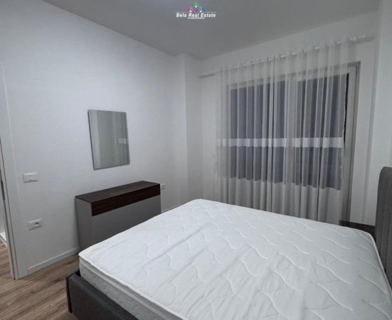 Tirane, jepet me qera apartament 1+1 Kati 4, 65 m² 550 € (Rruga Besa)