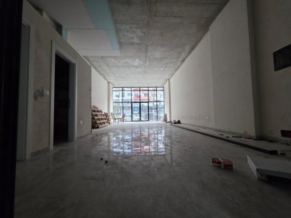 Tirane, shitet ambjent biznesi Kati 0, 108 m² (Astir)
