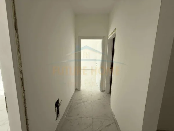 Tirane, shitet apartament 1+1 Kati 5, 82 m² 149.000 € (Eagle Residence, Dogana)