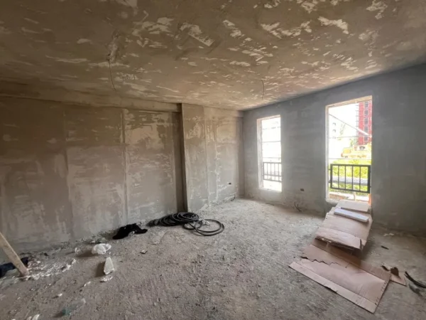 Tirane, shitet apartament 3+1 Kati 2, 132 m² 230.000 € (ambasada amerikane)