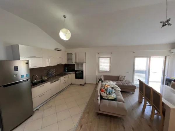 Tirane, shitet apartament 2+1 Kati 6, 122 m² 175.000 € (fresk)