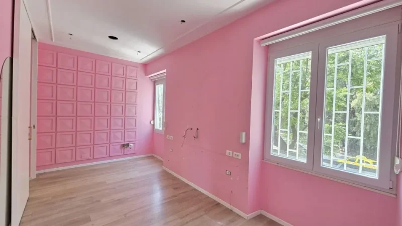 Tirane, jepet me qera zyre Kati 2, 120 m² 1.300 € (stadiumi dinamo)