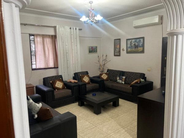 Tirane, jepet me qera Vile 2+1 Kati 2, 110 m² 621 € (Don Bosko)